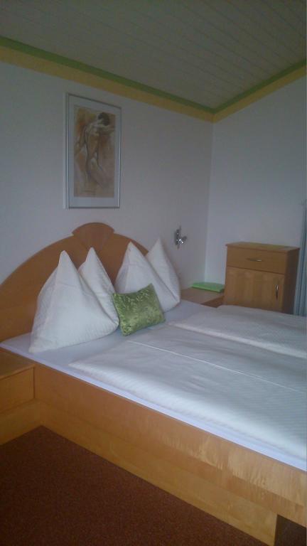 Pension Siegelbrunn B&B Mallnitz Rum bild